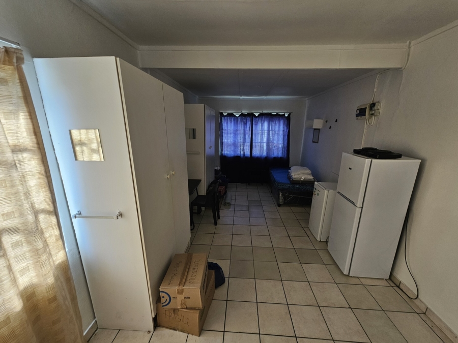 7 Bedroom Property for Sale in Brandwag Free State